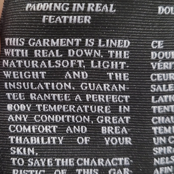 GUESS Real down winter Jacket-Medium - Picture 5 of 5